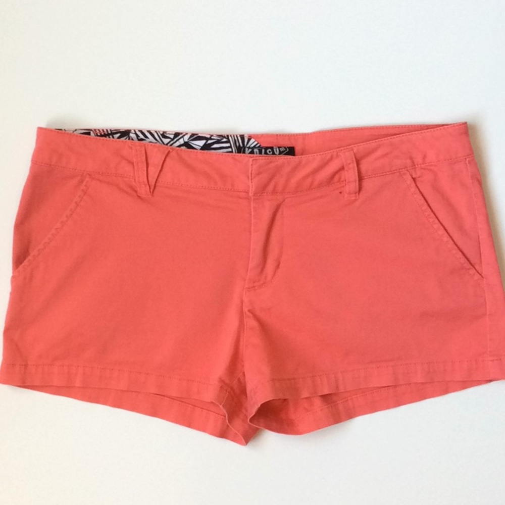 Volcom Shorts Size 9